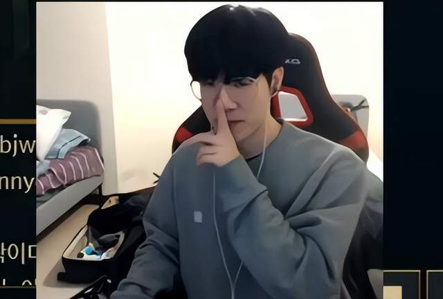 [独家] Device谈对Vitality的失利：“我们今天有机会，但我们就是没做到”